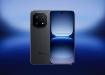 iQOO 15 Stock Wallpapers from Vivo iQOO