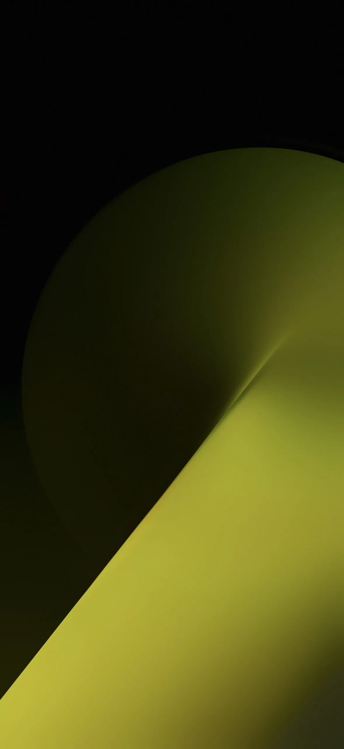 Honor Magic 9 Pro Max wallpaper with black and olive gold gradient